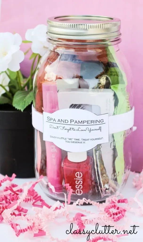 Adding Personal Touches to Your Girlfriend DIY Gift