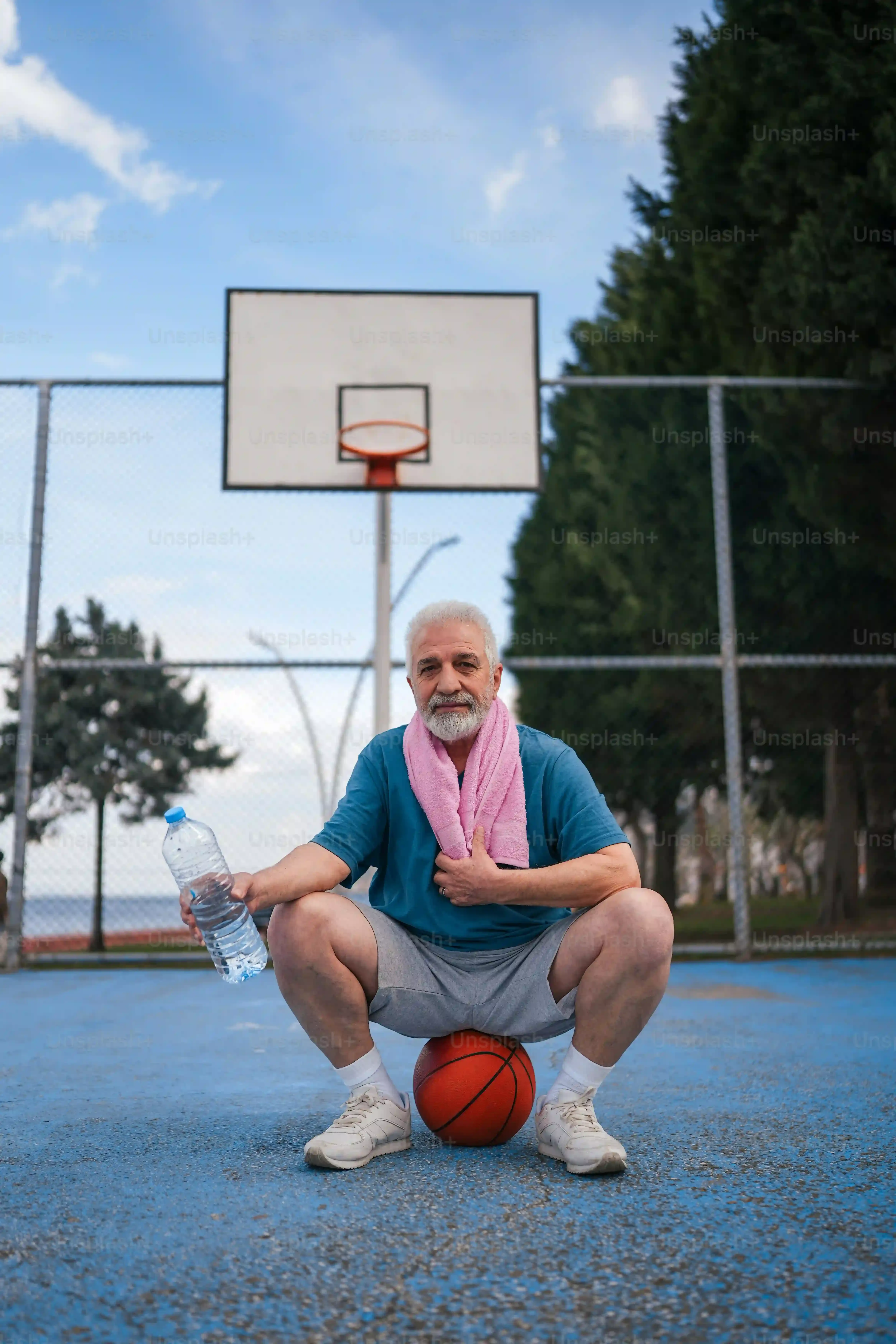 Creative Themes and Ideas for Your Retirement Gift Basket