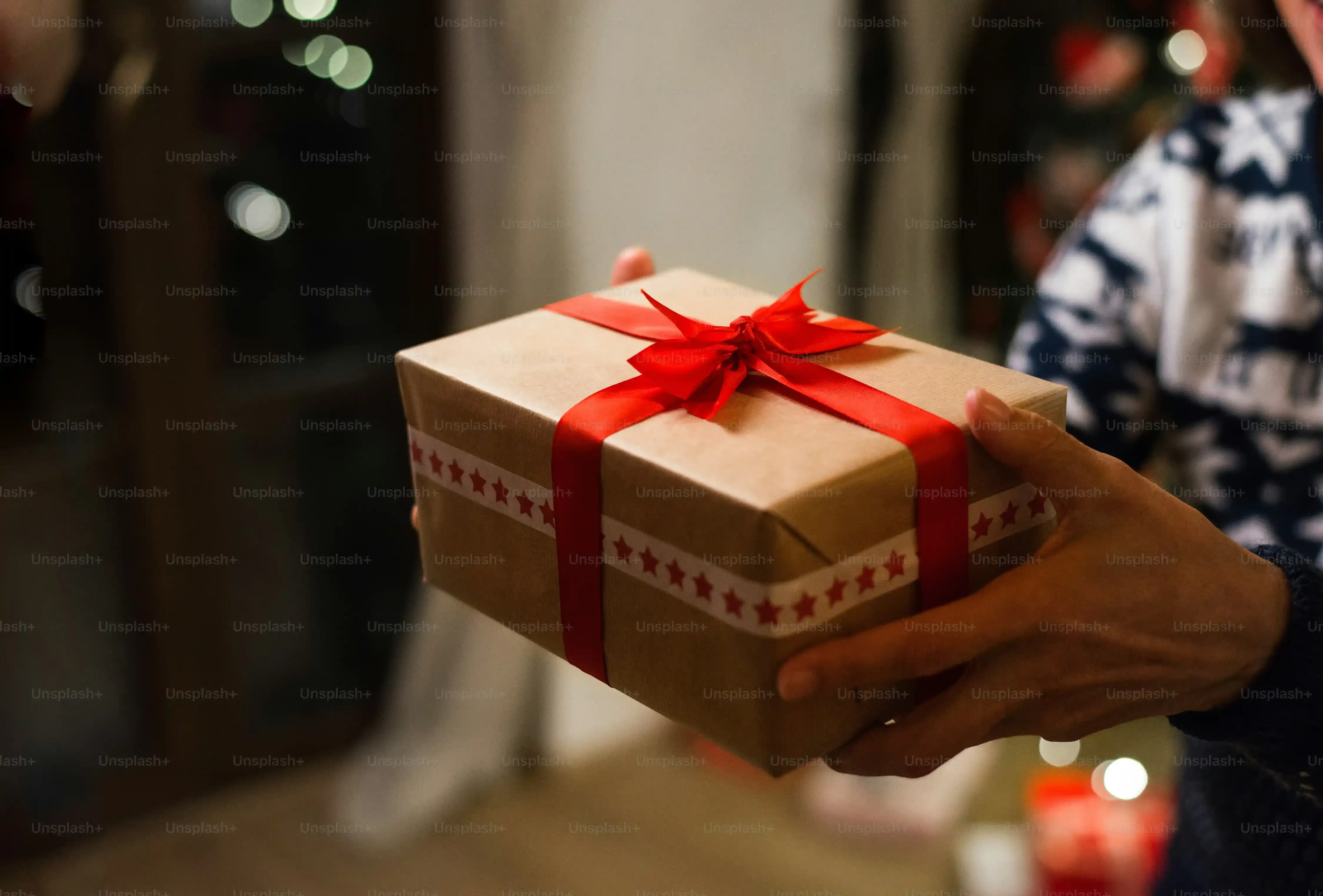 Handmade Crafts: Creative DIY Christmas Gifts Under $5
