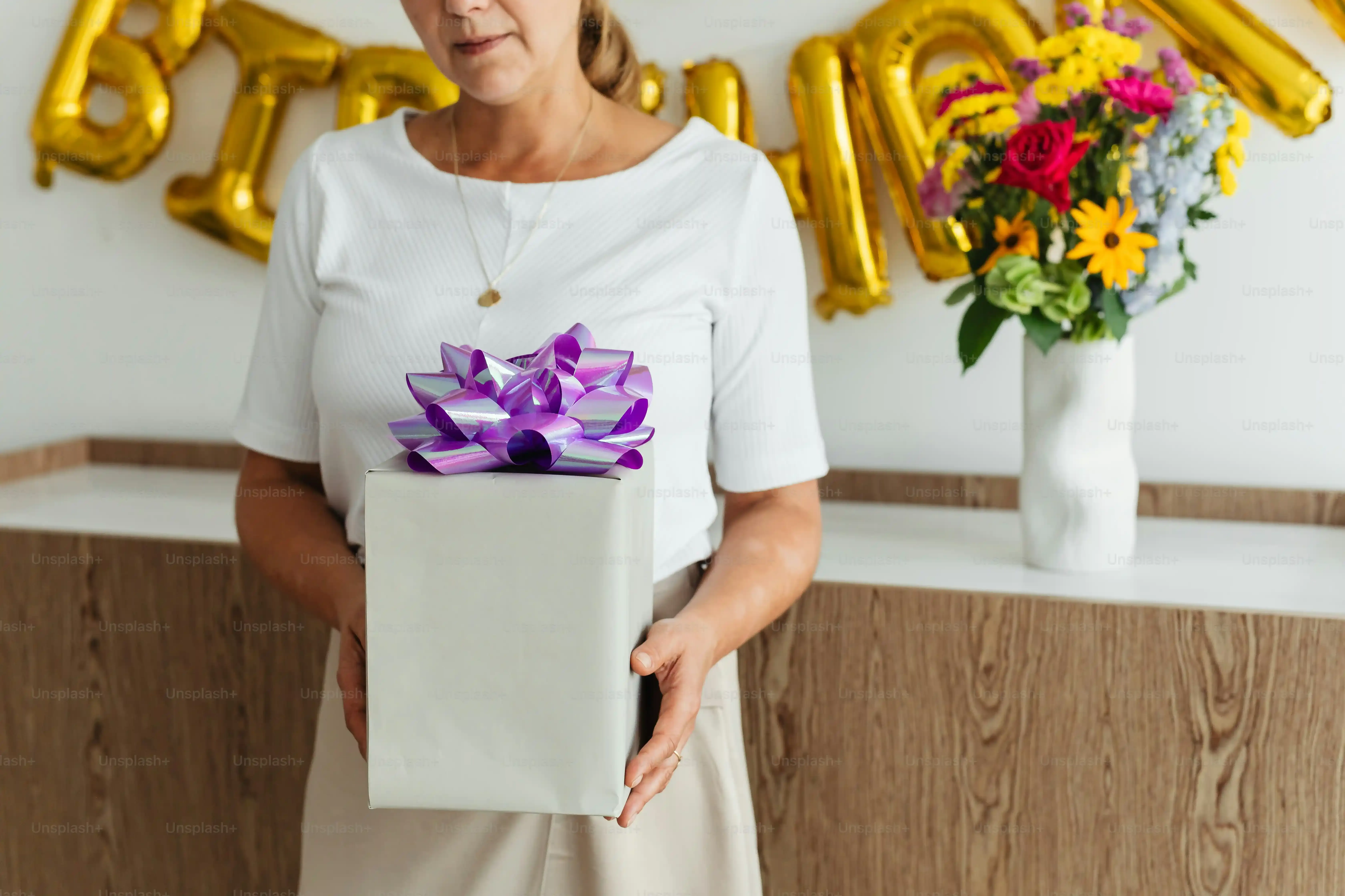 StepbyStep Ideas for Unique DIY Gifts for 70 Year Old Woman